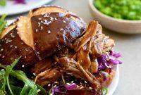 Balsamic Honey Pulled Pork: A Slow Cooker Delight