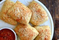 Gooey Chicken Pizza Melts