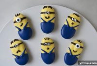 Adorable Minion Treats: No-Bake Cookie Fun