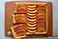 Effortless Peach Tart: A 5-Ingredient Delight