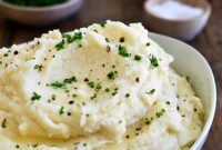 Ultimate Creamy Dream: The Mashed Potato Revelation