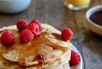 Raspberry Oat Pancakes