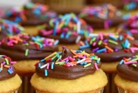 Perfect Vanilla Cake Mix Cupcakes