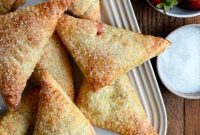 Strawberry Rhubarb Delight: A Twist on Turnovers