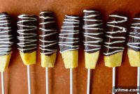 Chocolate Dipped Pineapple Stick