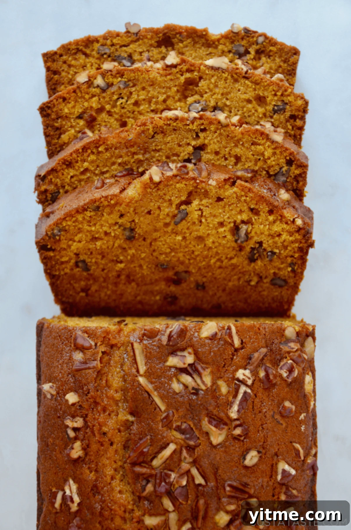 Ultimate Autumn Pumpkin Bread 1 featured 4164