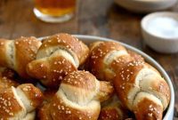 Fluffy Pizza Dough Pretzel Knots