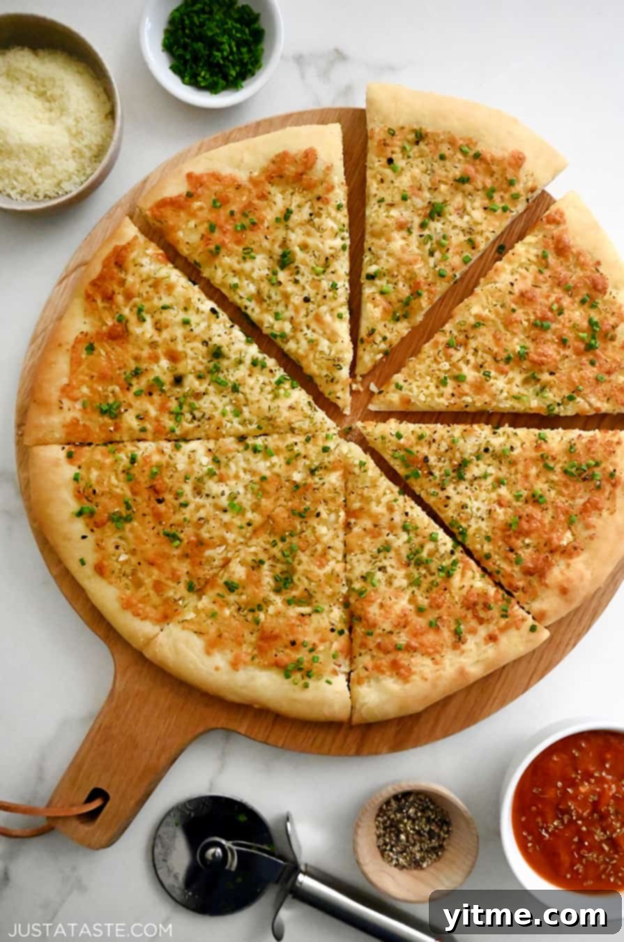 Cheesy garlic bread pizza