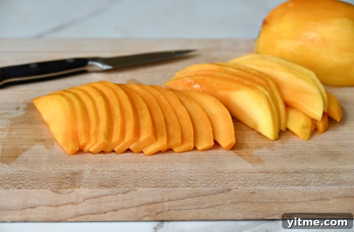 Slicing Mangoes
