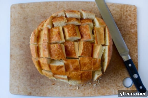 Delicious Homemade Pull-Apart Garlic Bread Recipe