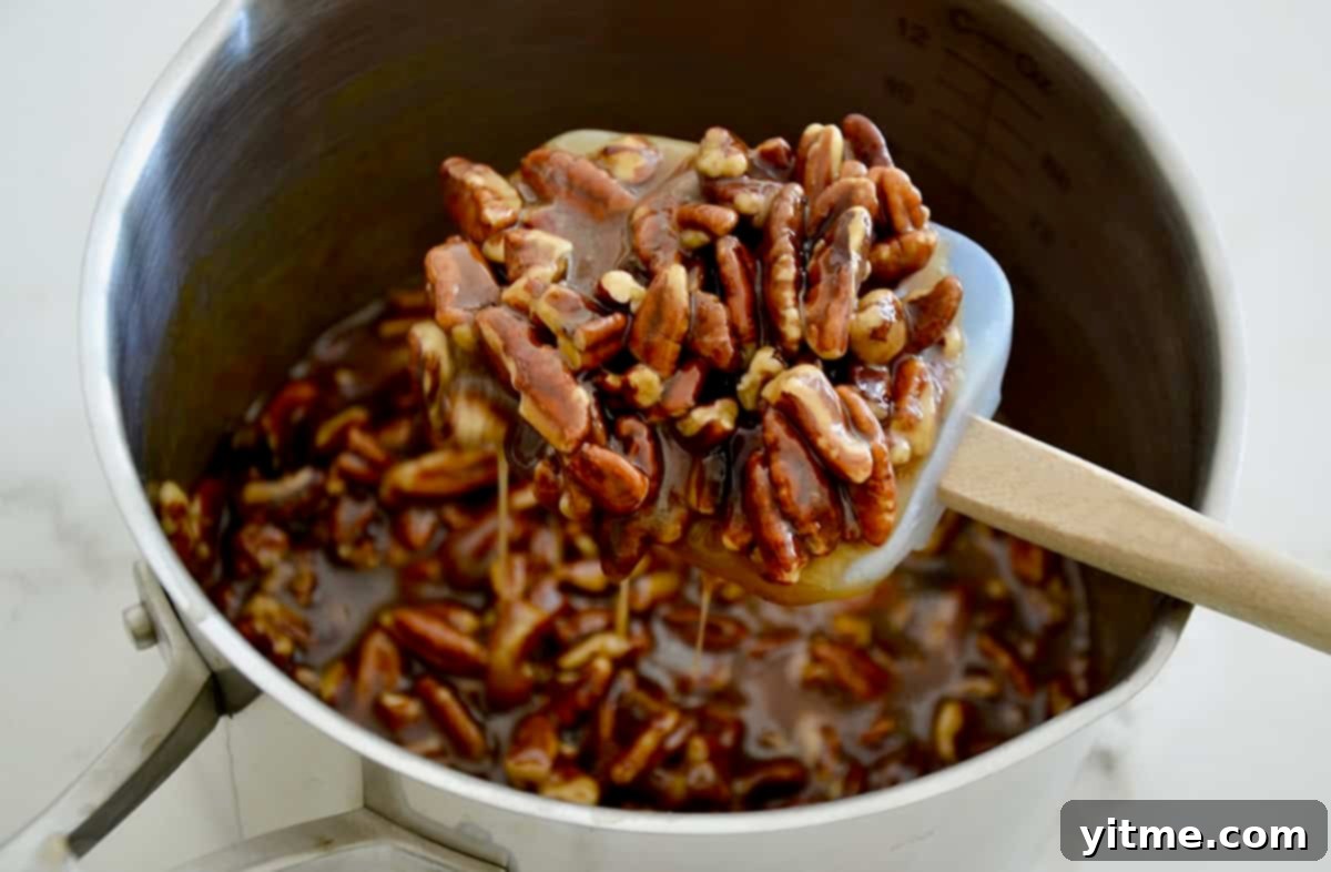 Pecan filling in a pot
