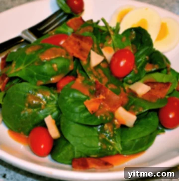Spinach Salad with Bacon and Tangy Vinaigrette
