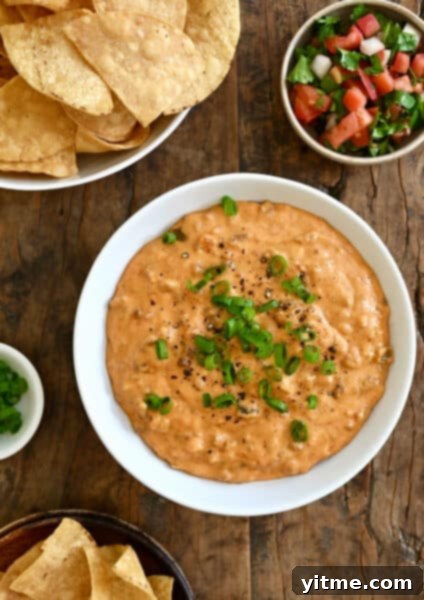 Slow Cooker Queso Dip