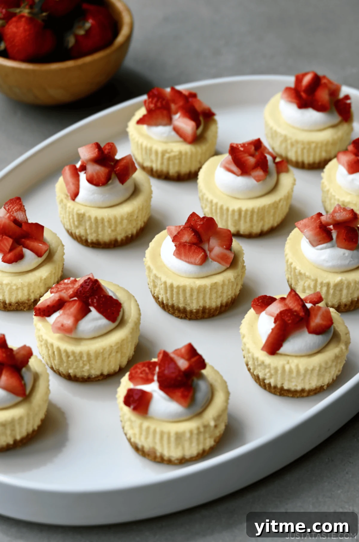Cottage cheese cheesecake cups with toppings