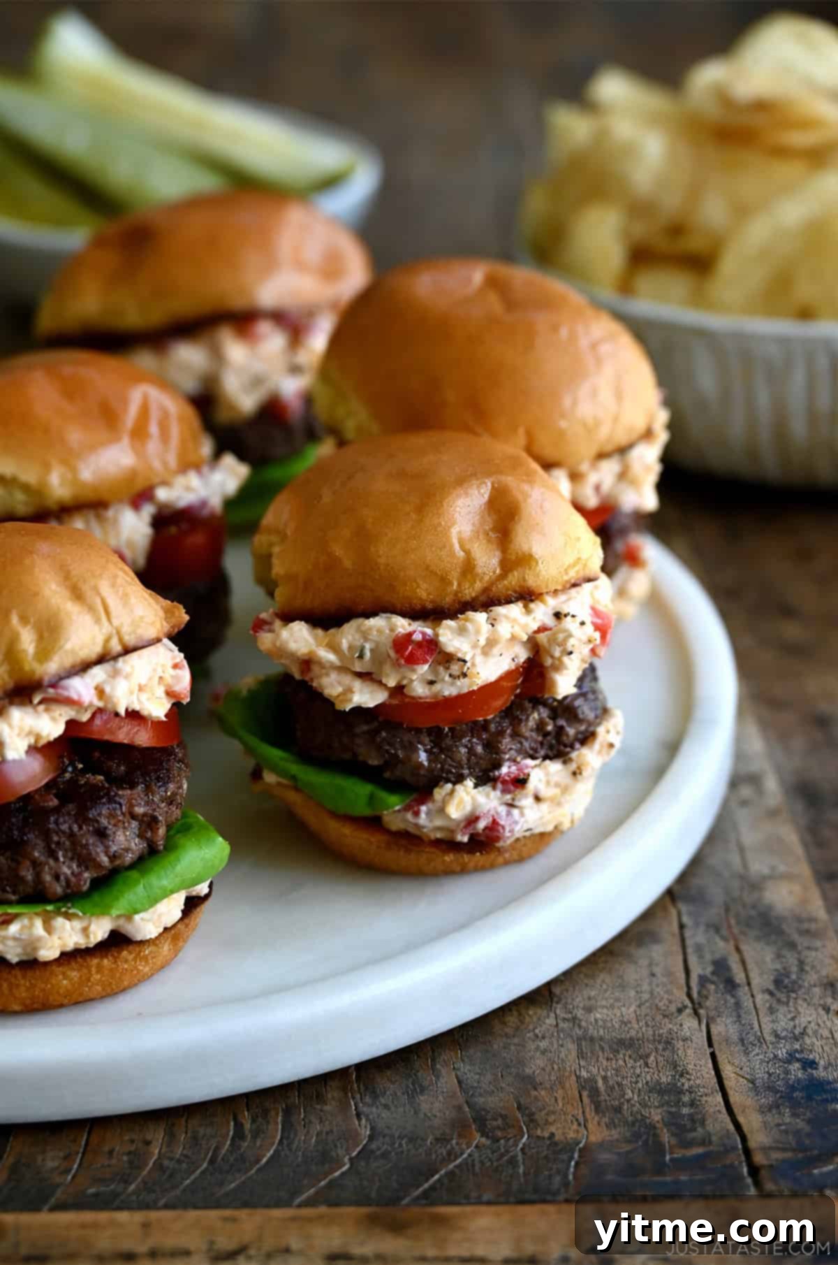 Pimento cheeseburgers