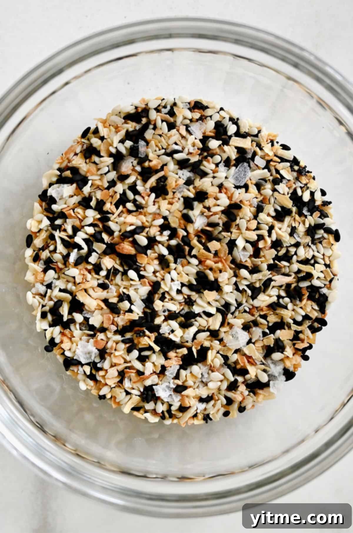 Everything But the Bagel Blend 6 A homemade mix of everything bagel seasoning in a glass bowl.