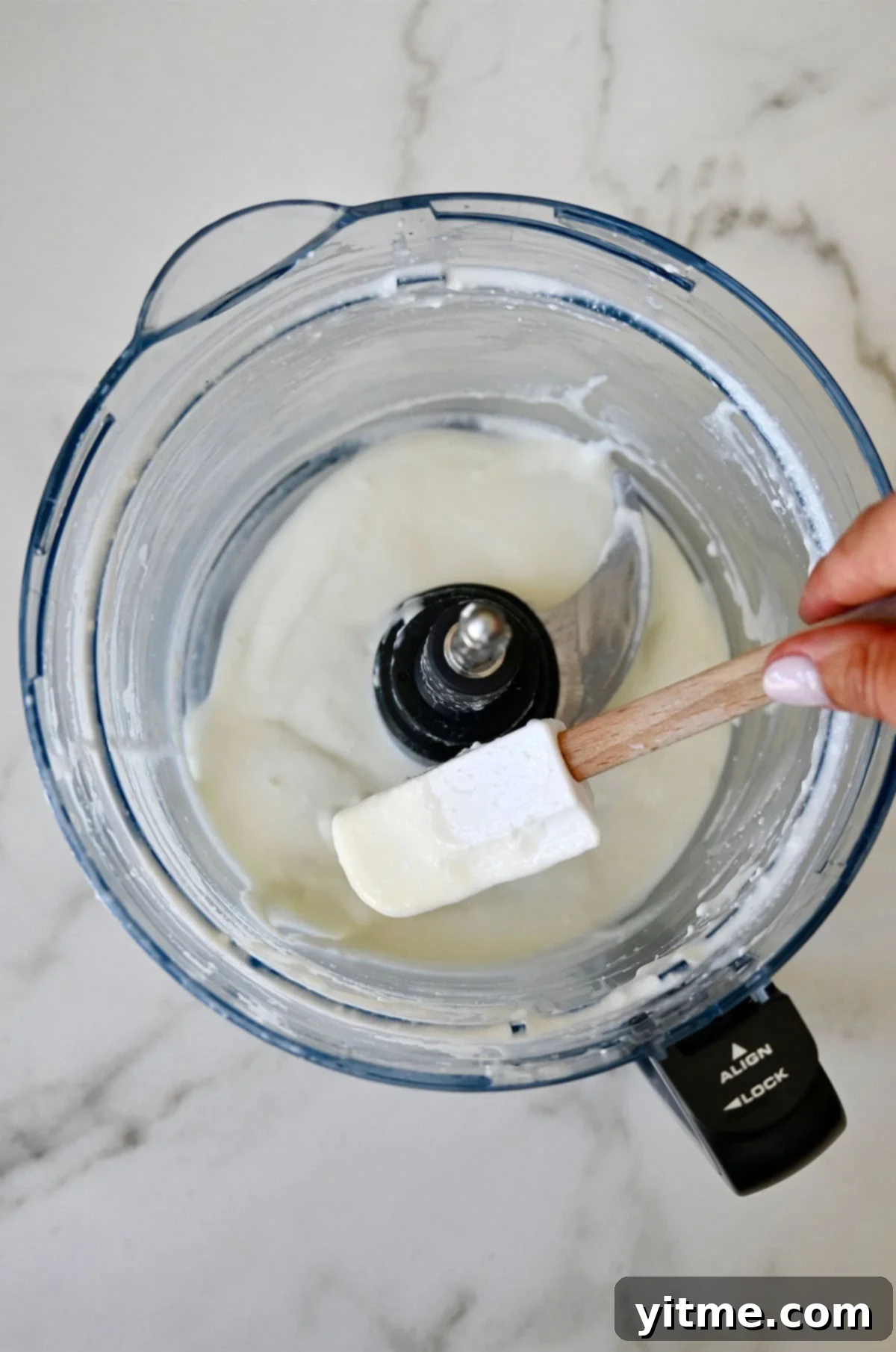 Cloud-Like Cottage Cheese Pancakes 4 Step-by-step instructions for making cottage cheese pancakes: blending cottage cheese.