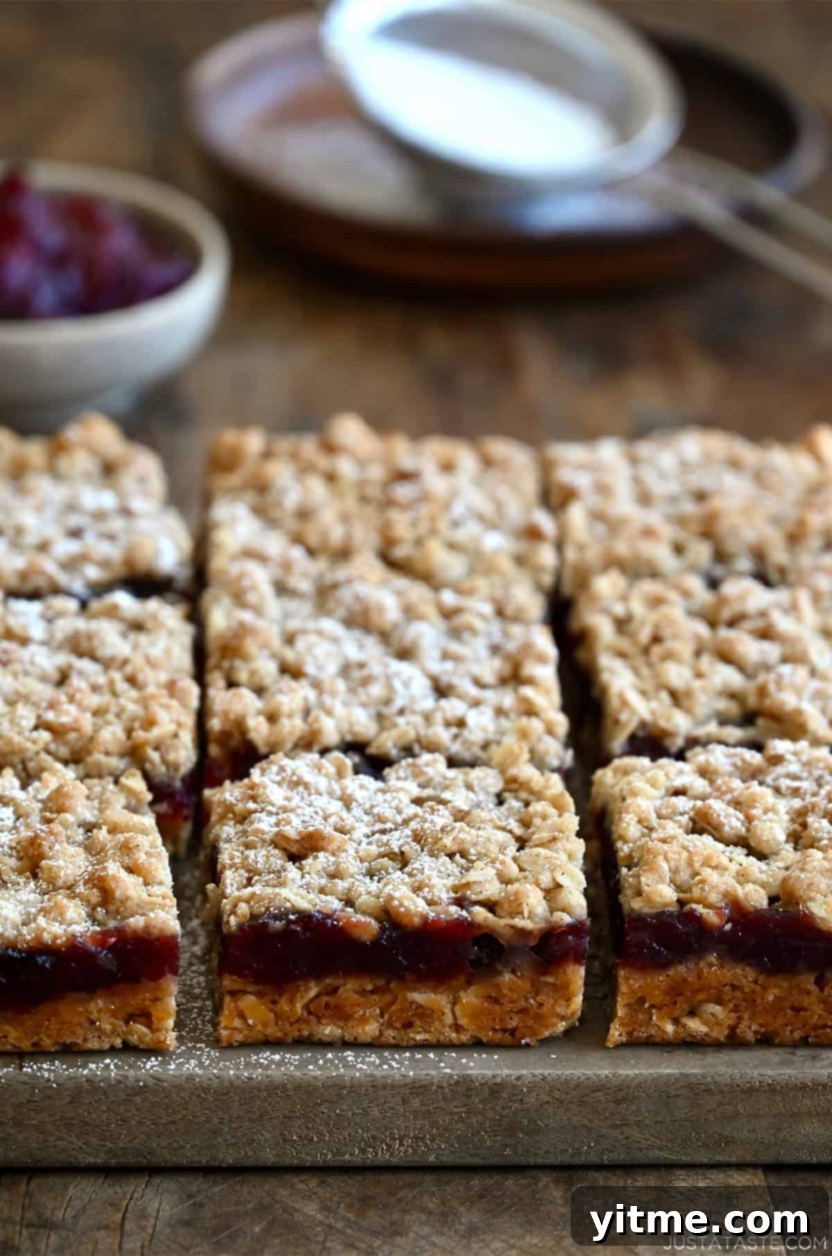 Cranberry shortbread bars