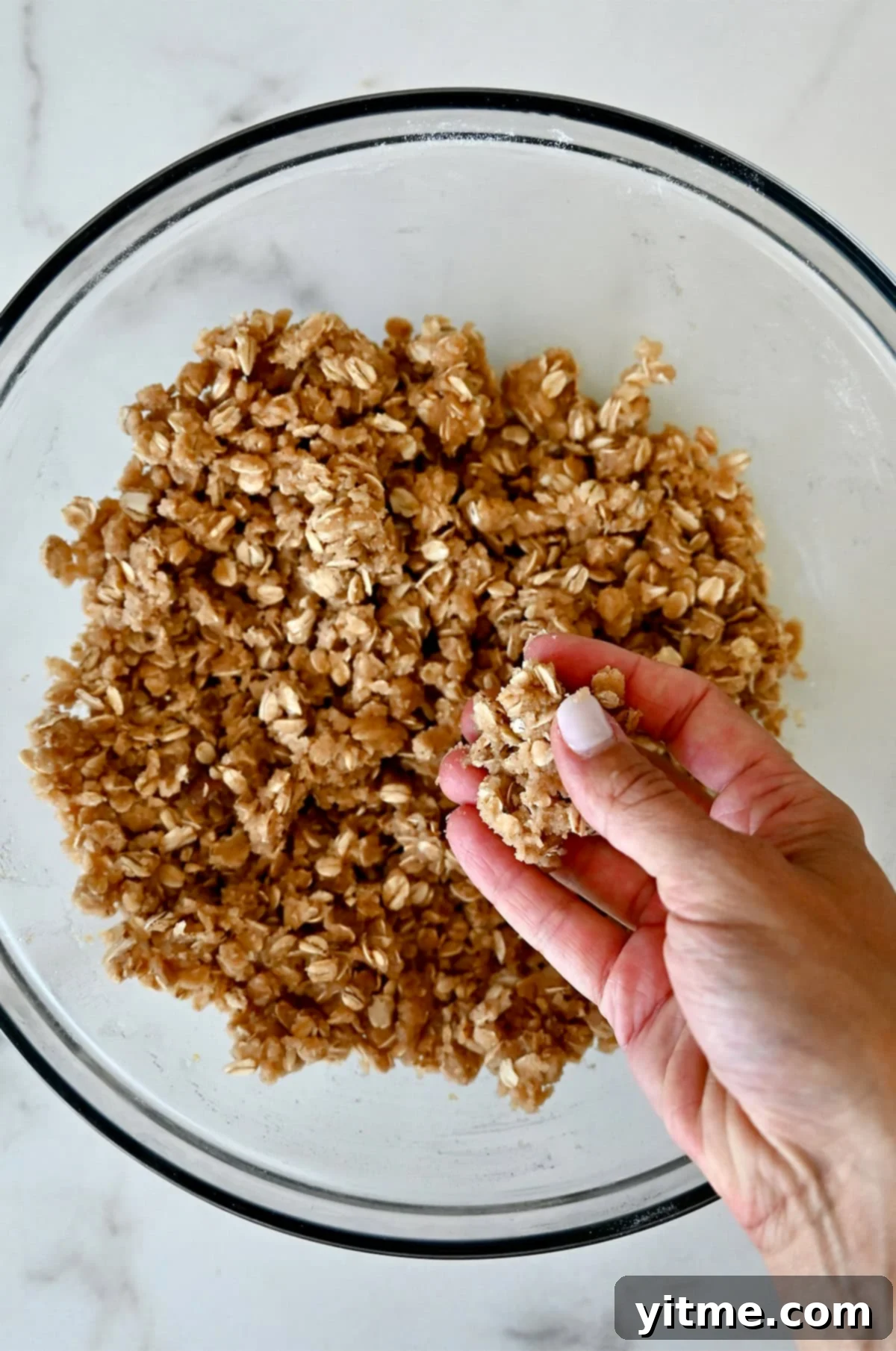 Crumble topping texture